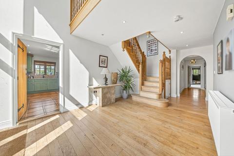 4 bedroom detached house for sale, Linden Grove, Huntingdon PE28