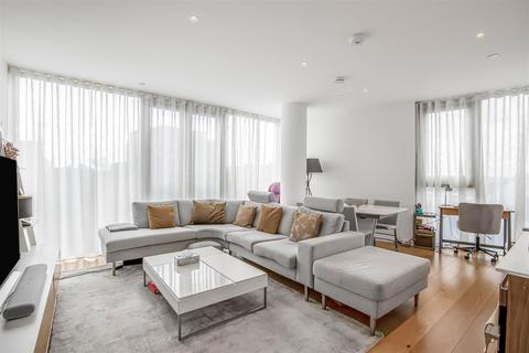 2 bedroom flat to rent, Riverside Quarter, Wandsworth, SW18