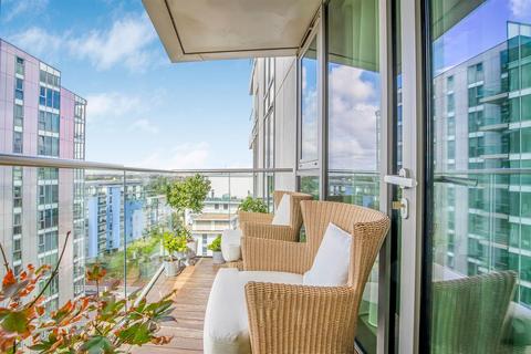 2 bedroom flat to rent, Riverside Quarter, Wandsworth, SW18