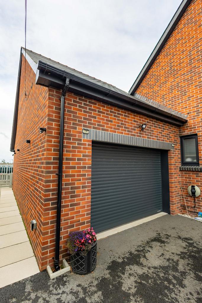 Integral Garage