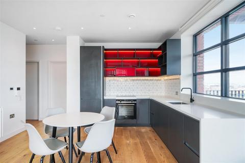 2 bedroom apartment for sale, Defoe House, London City Island, E14