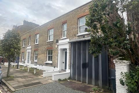 Industrial unit to rent, 42-44 Arundel Ter London SW13 8DS