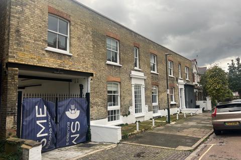 Industrial unit to rent, 42-44 Arundel Ter London SW13 8DS