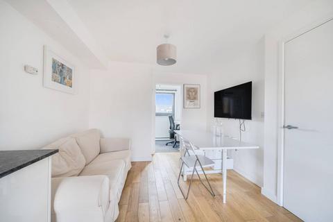 2 bedroom flat for sale, Bagleys Lane, Sands End, London, SW6
