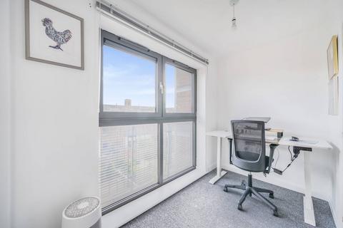 2 bedroom flat for sale, Bagleys Lane, Sands End, London, SW6