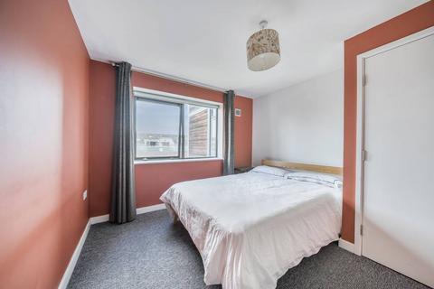 2 bedroom flat for sale, Bagleys Lane, Sands End, London, SW6