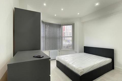 undefined, Ashburnham Road, Luton, Bedfordshire