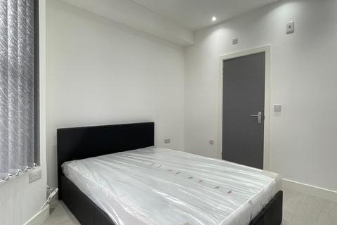 undefined, Ashburnham Road, Luton, Bedfordshire
