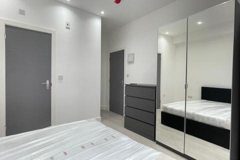undefined, Ashburnham Road, Luton, Bedfordshire