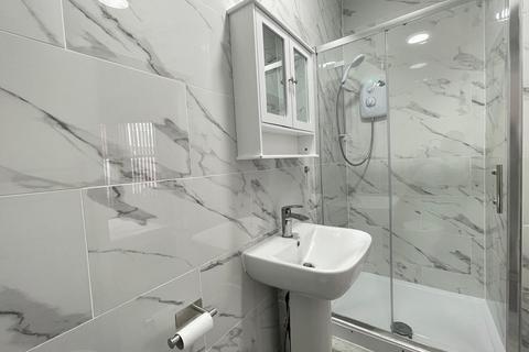 undefined, Ashburnham Road, Luton, Bedfordshire