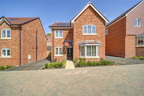 4 bedroom detached house for sale, Selborne Park, Selborne Road, Alton, Hampshire, GU34