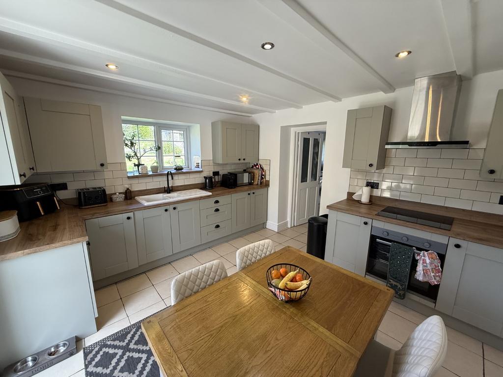 Rear Kitchen/Breakfast Room