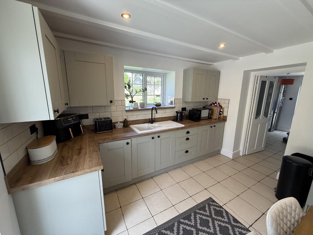 Rear Kitchen/Breakfast Room
