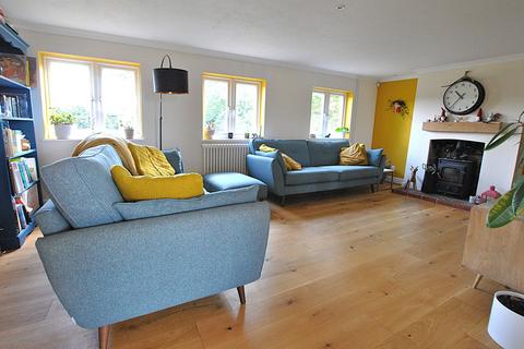 undefined, Newmarket CB8