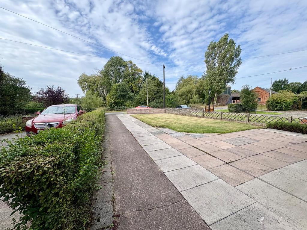 Front Garden.jpg