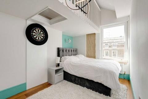 3 bedroom maisonette for sale, Winchester Road, London NW3