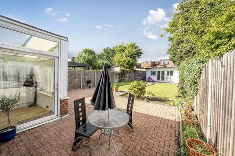 undefined, Egerton Gardens, Hendon, London, NW4