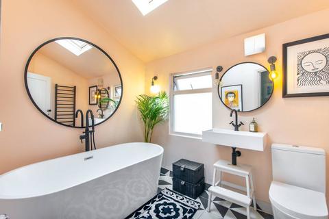 5 bedroom semi-detached house for sale, Harley Road, Harlesden, London, NW10