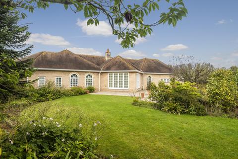 3 bedroom bungalow for sale, The Avenue, Park Lane, Huntingdon PE29
