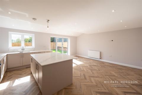 4 bedroom detached house for sale, Irene Avenue, Grangetown, Sunderland