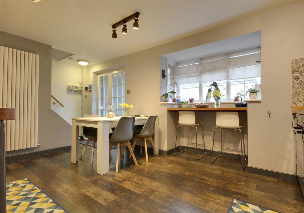 Kitchen 3.jpg