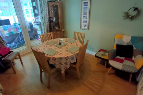 undefined, Top Farm Road, Wrexham LL11