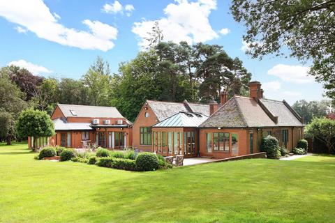 undefined, Ridge Lane, Newnham, Hook, Hampshire, RG27