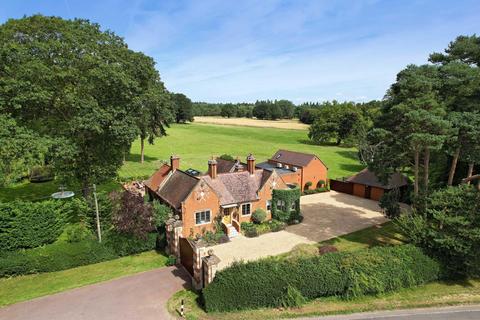 undefined, Ridge Lane, Newnham, Hook, Hampshire, RG27