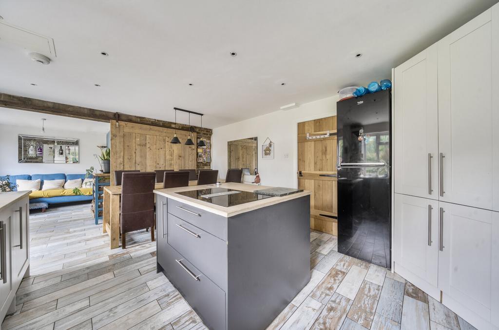 1350338-15-68c292...