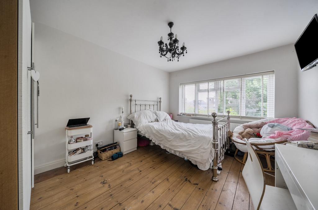 1350338-7-68c2913...