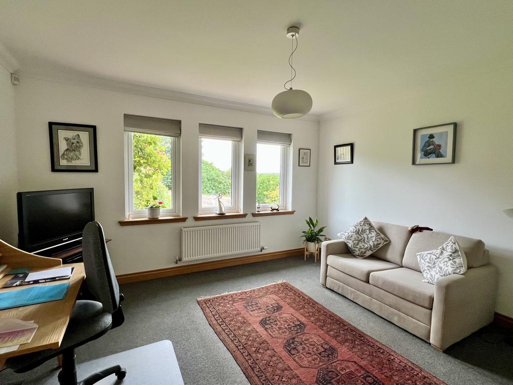 15 Templand, Crossmichael - Williamson and Henry