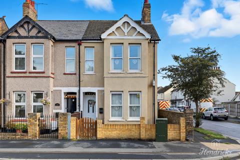 3 bedroom end of terrace house for sale, High Street, Southend-on-sea, SS3 0