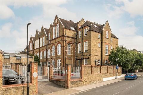 3 bedroom flat for sale, Lyham Road, London SW2