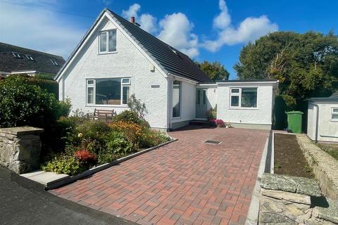 undefined, Ffordd Cynlas, Benllech, Tyn-Y-Gongl