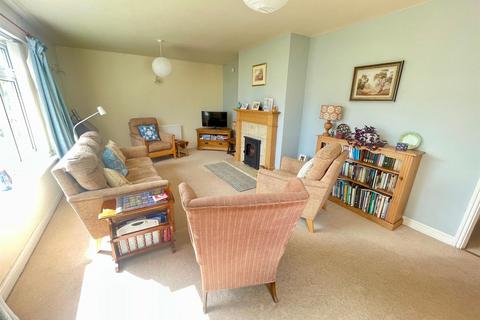 undefined, Ffordd Cynlas, Benllech, Tyn-Y-Gongl