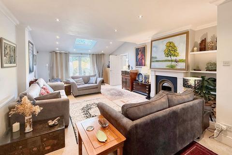 21 Charterhouse Road, Orpington, BR6 9EJ