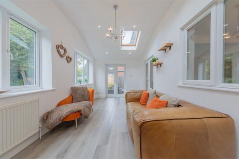 5 bedroom detached house for sale, Lutterworth LE17