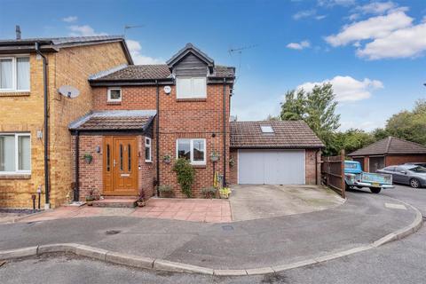 undefined, Braemar Gardens, Cippenham