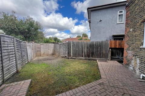 3 bedroom house for sale, Gainsborough Road, Dagenham