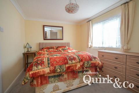 2 bedroom park home for sale, Creek Road, Canvey Island, SS8