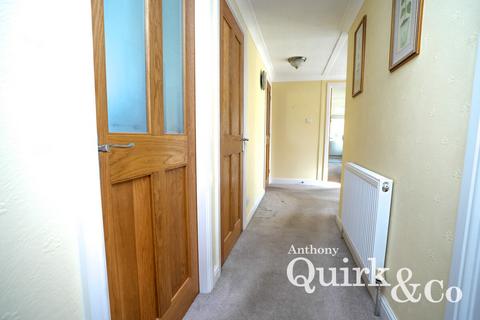2 bedroom park home for sale, Creek Road, Canvey Island, SS8
