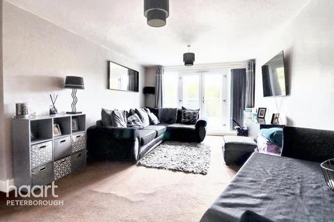 undefined, Hammonds Drive, Peterborough