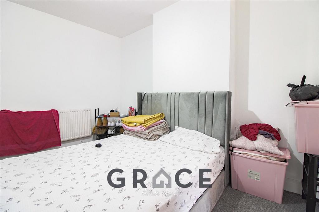 Bedroom 3.jpg