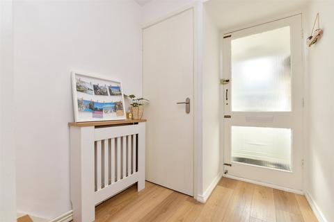17 Filey Close, Sutton, SM2 5JZ