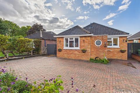 15 Brackley Way, Basingstoke, RG22 6LN