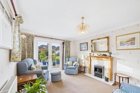 15 Brackley Way, Basingstoke, RG22 6LN