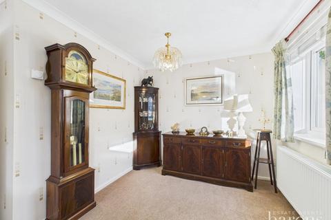 15 Brackley Way, Basingstoke, RG22 6LN