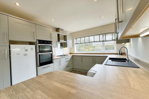 undefined, Llwyn Onn, Abergele, LL22 7EG