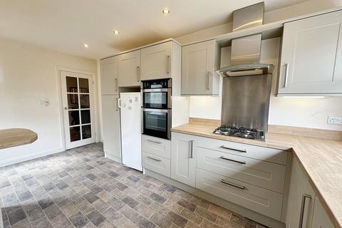 undefined, Llwyn Onn, Abergele, LL22 7EG