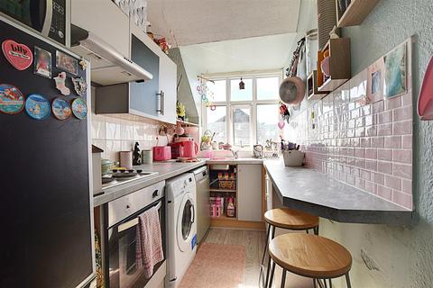 2 bedroom flat for sale, Cranfield Road, Bexhill-On-Sea